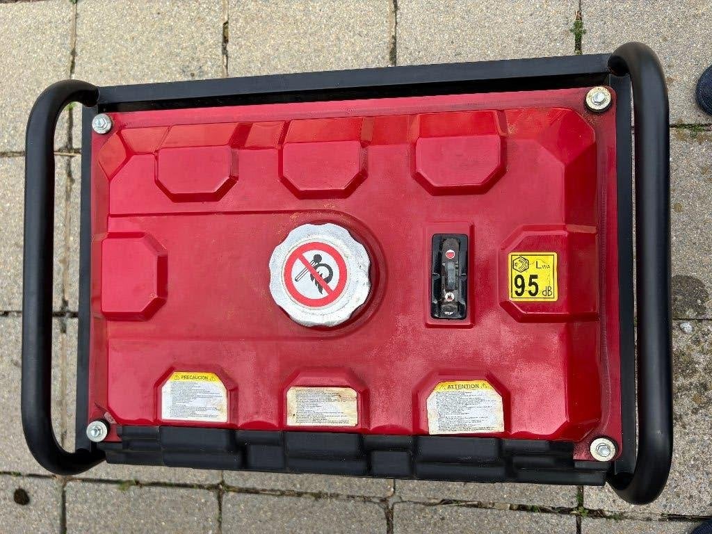 Groupe électrogène BRICK, Bricolage & Construction, Enlèvement, Comme neuf, Moins de 5 kVA, Essence