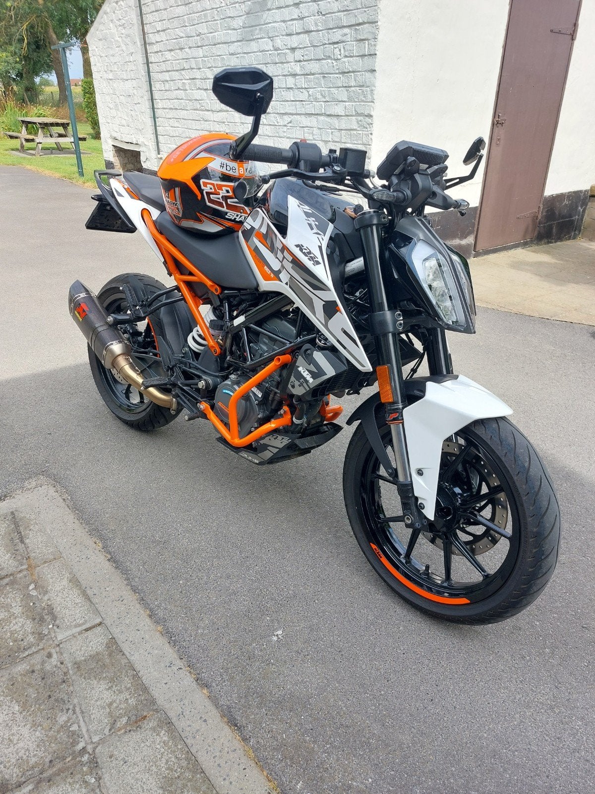 KTM Duke 125, Motoren, Particulier