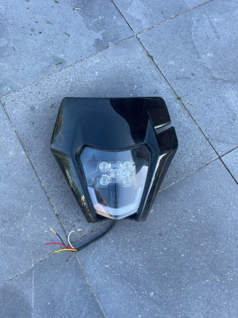 Ktm voorlicht, Ophalen