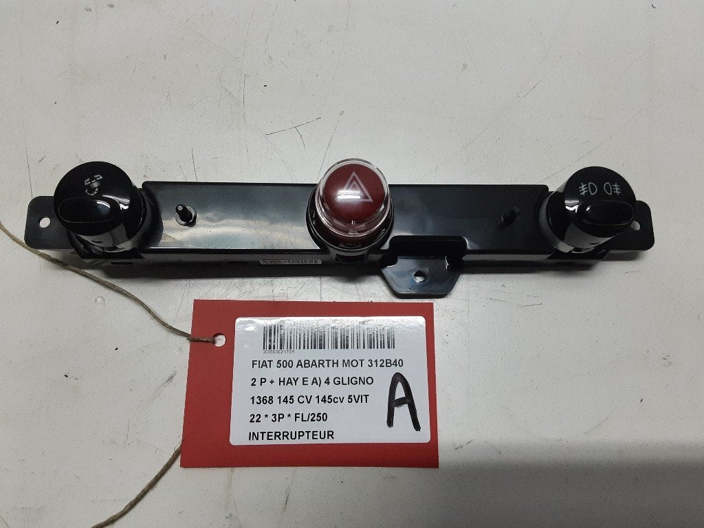 SCHAKELAAR Abarth 500 / 595 / 695 (01-2008/-) (735749471), Auto-onderdelen, Dashboard en Schakelaars, Taurusavenue 1
2132 LS  Hoofddorp, NL