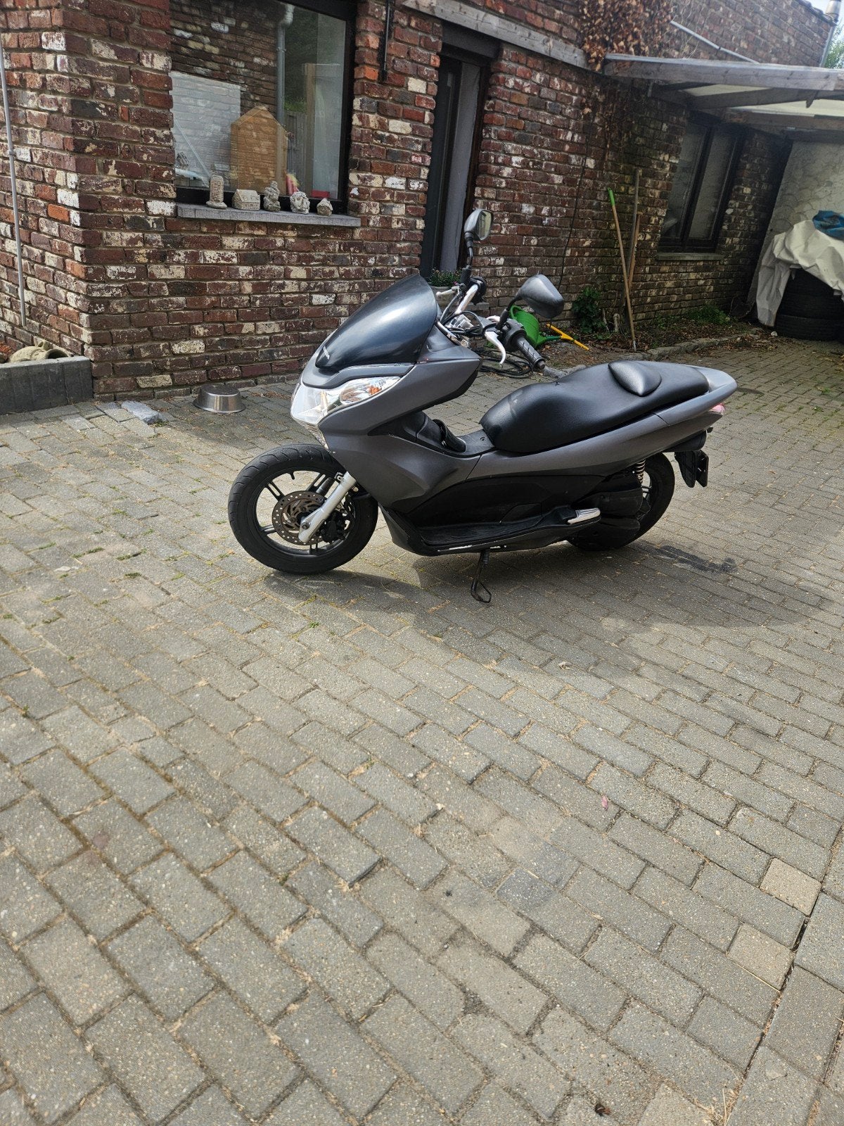 pcx 125cc, Motos, Scooter, Entreprise, Occasion, 1 cylindre