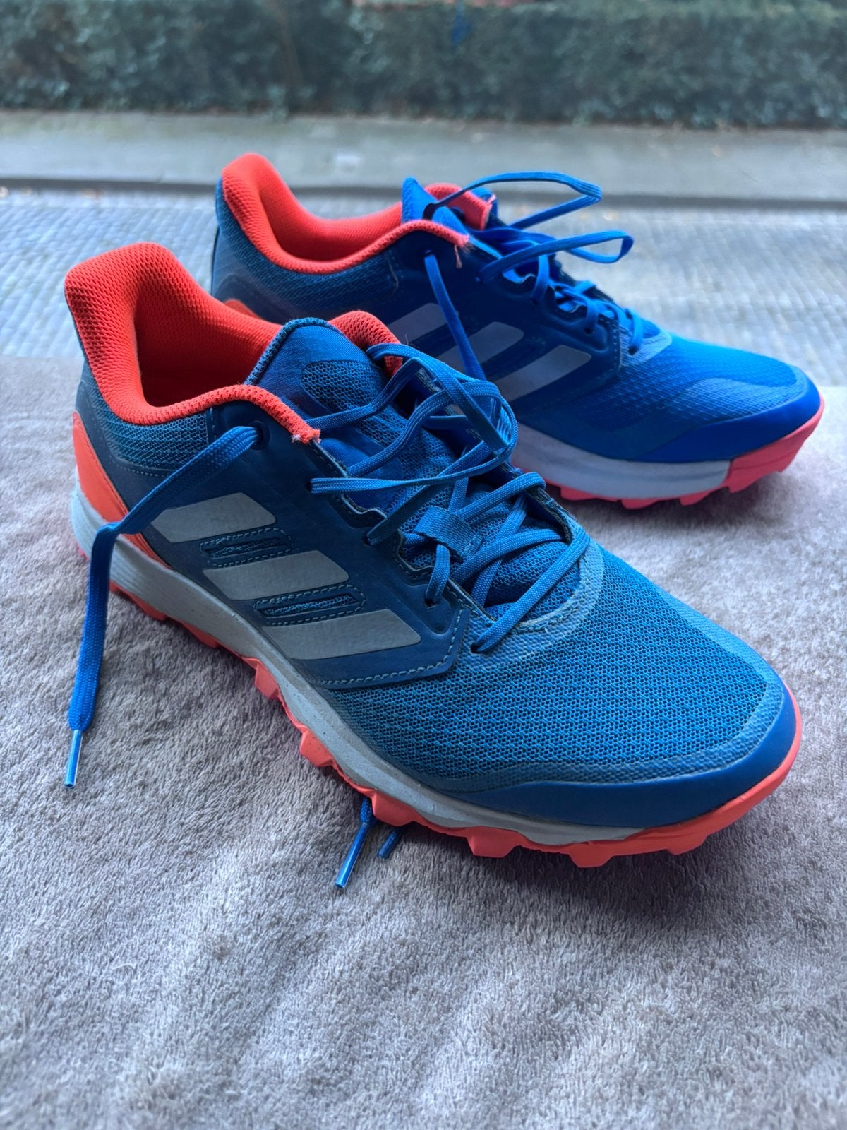 Hockey schoenen Adidas junior maat 38, Sports & Fitness, Enlèvement, Utilisé, Chaussures