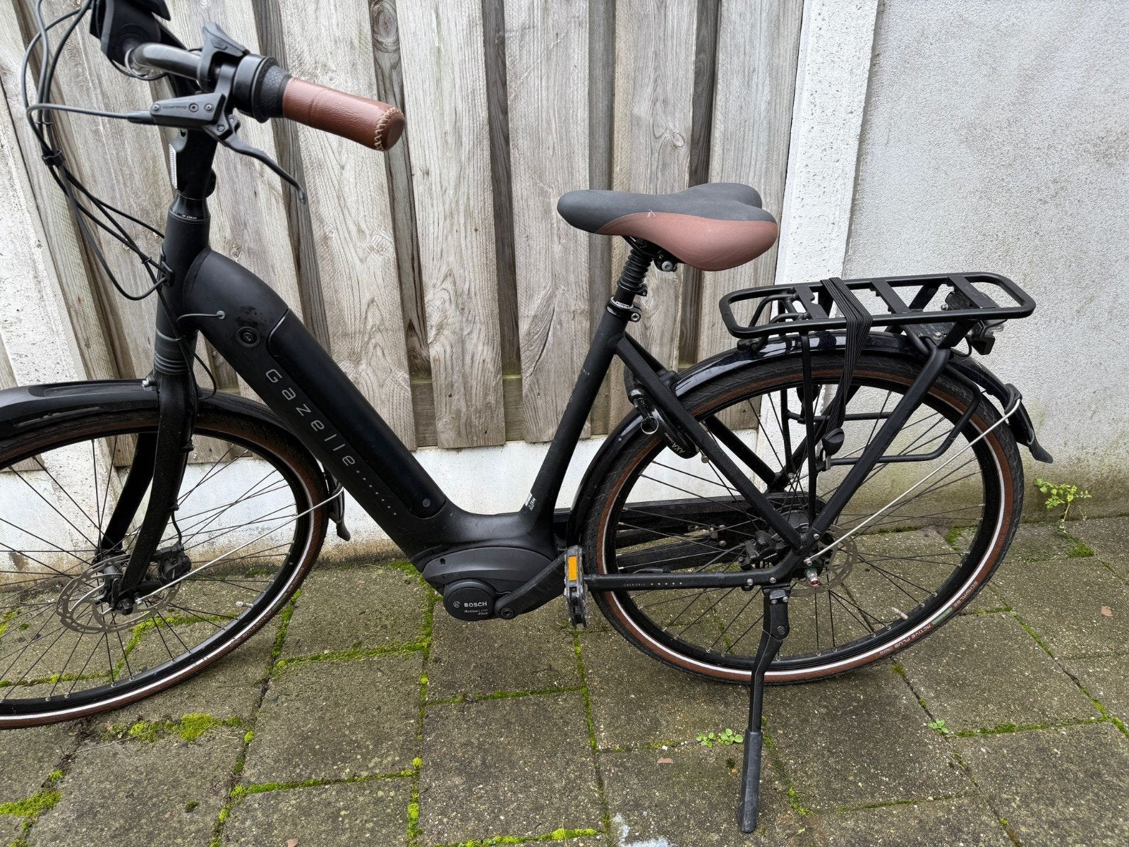 Gazelle Grenoble 2023 — 3400KM — Avec chargeur, Vélos & Vélomoteurs, 51 à 55 cm, 50 km par batterie ou plus, Comme neuf, Enlèvement