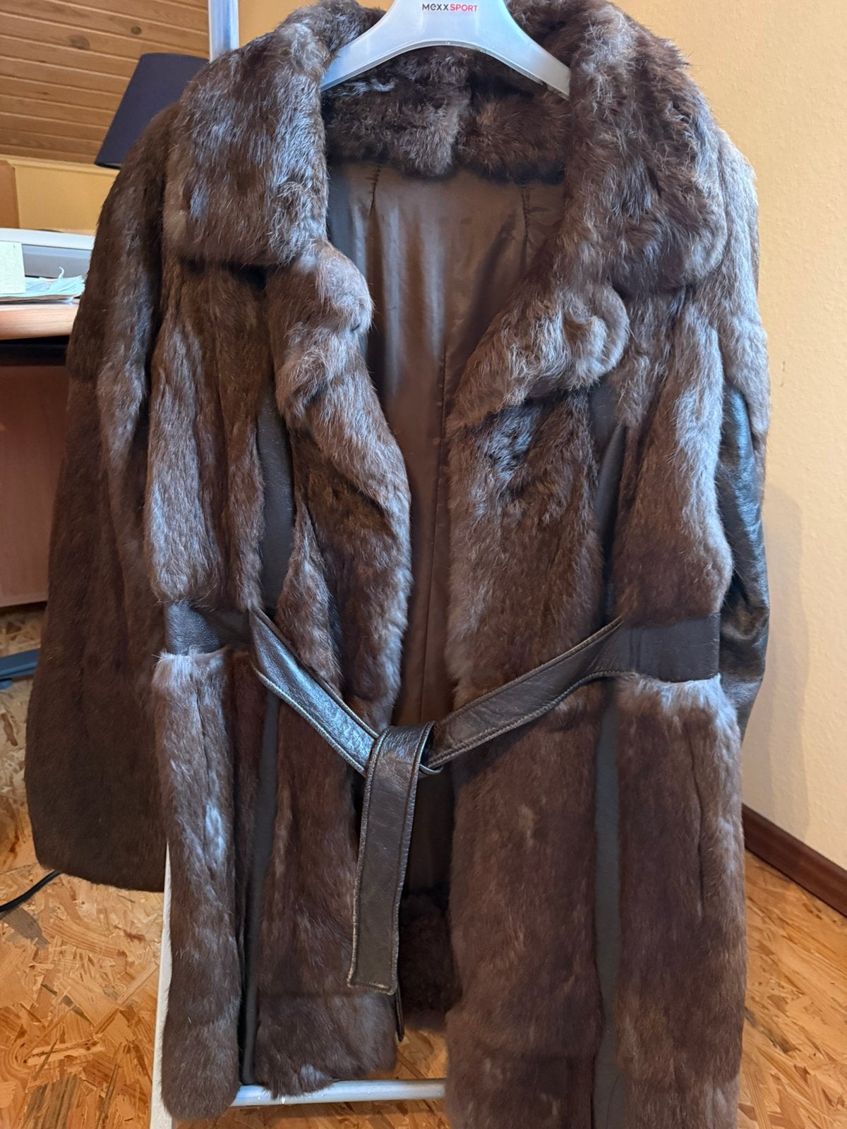 Pelsen mantel, Kleding | Dames, Ophalen of Verzenden, Gedragen, Maat 38/40 (M), Bruin