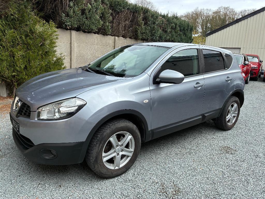 Nissan Qashqai 1.6i 2WD Visia marchand//export !!, Autos, 139 g/km, Entreprise, Boîte manuelle, Noir