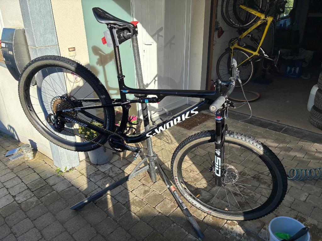 S-WORKS epic, Fietsen en Brommers, Vering, 10 tot 15 versnellingen, Schijfrem, 53 tot 57 cm