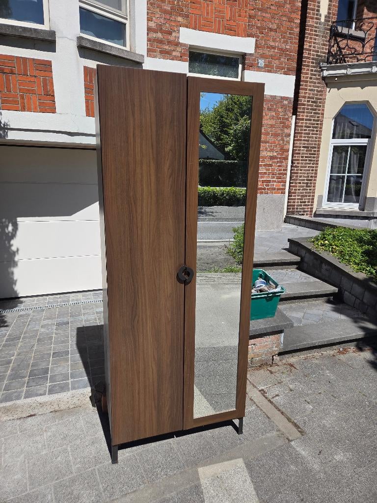 gratis 2x kast kleerkast boekenkast, Huis en Inrichting, Ophalen, Gebruikt