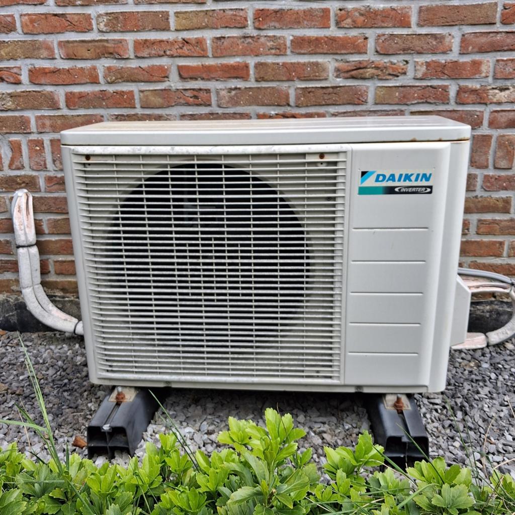 Invertor merk:Daikin, met 1 binnenunit + afstandsbediening, Elektronische apparatuur, Airco's, Ophalen, Afstandsbediening