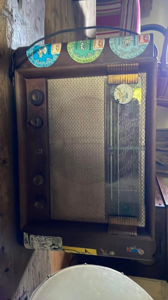 Oude radio, Ophalen