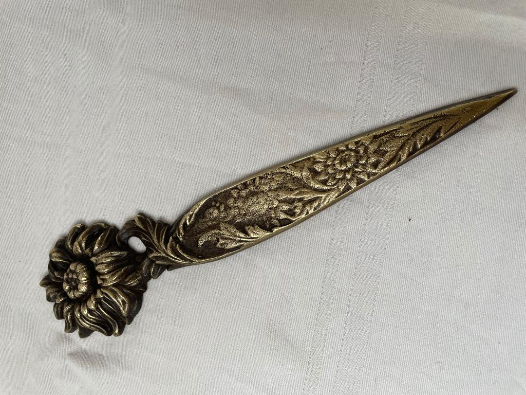 Jugendstil briefopener, Enlèvement ou Envoi