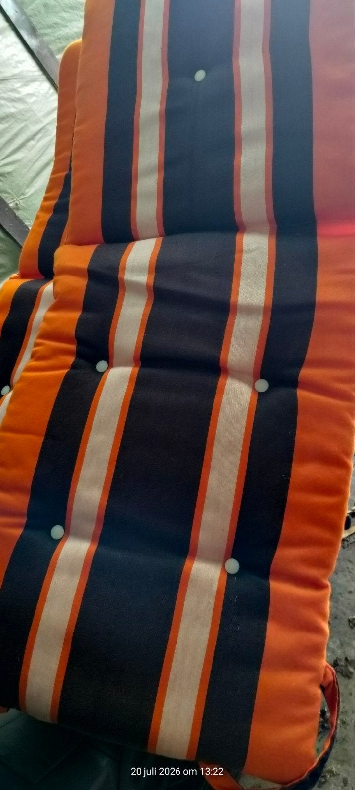 Coussins Vintage 70, Enlèvement