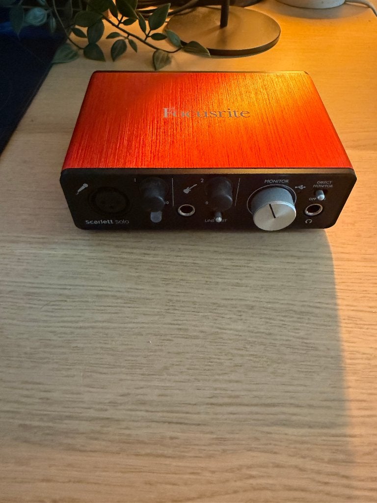 Focusrite Scarlett Solo Gen2, Ophalen, Zo goed als nieuw, Extern, Focusrite