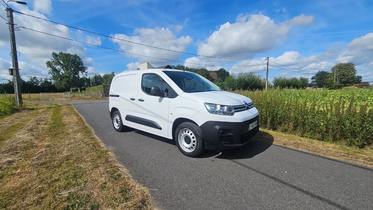 Citroën Berlingo Club M (année de construction 2022), Achat, Euro 6, Entreprise, Boîte manuelle