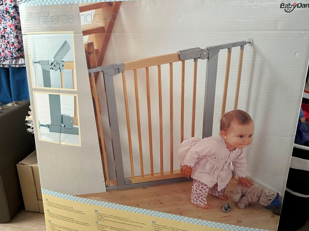BabyDan Avantgarde Safety Gate with 2 Extensions (traphekje), Overige materialen, Overige typen, Ophalen of Verzenden, Zo goed als nieuw