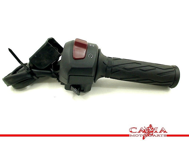 STUURSCHAKELAAR RECHTS GSX R 125 2020-2021 (GSX-R125XA), Dhr. S. di Majo, Gebruikt, Info@cama-motorparts.nl, P.J. Troelstraweg 8 8
3144 CX  MAASSLUIS, NL