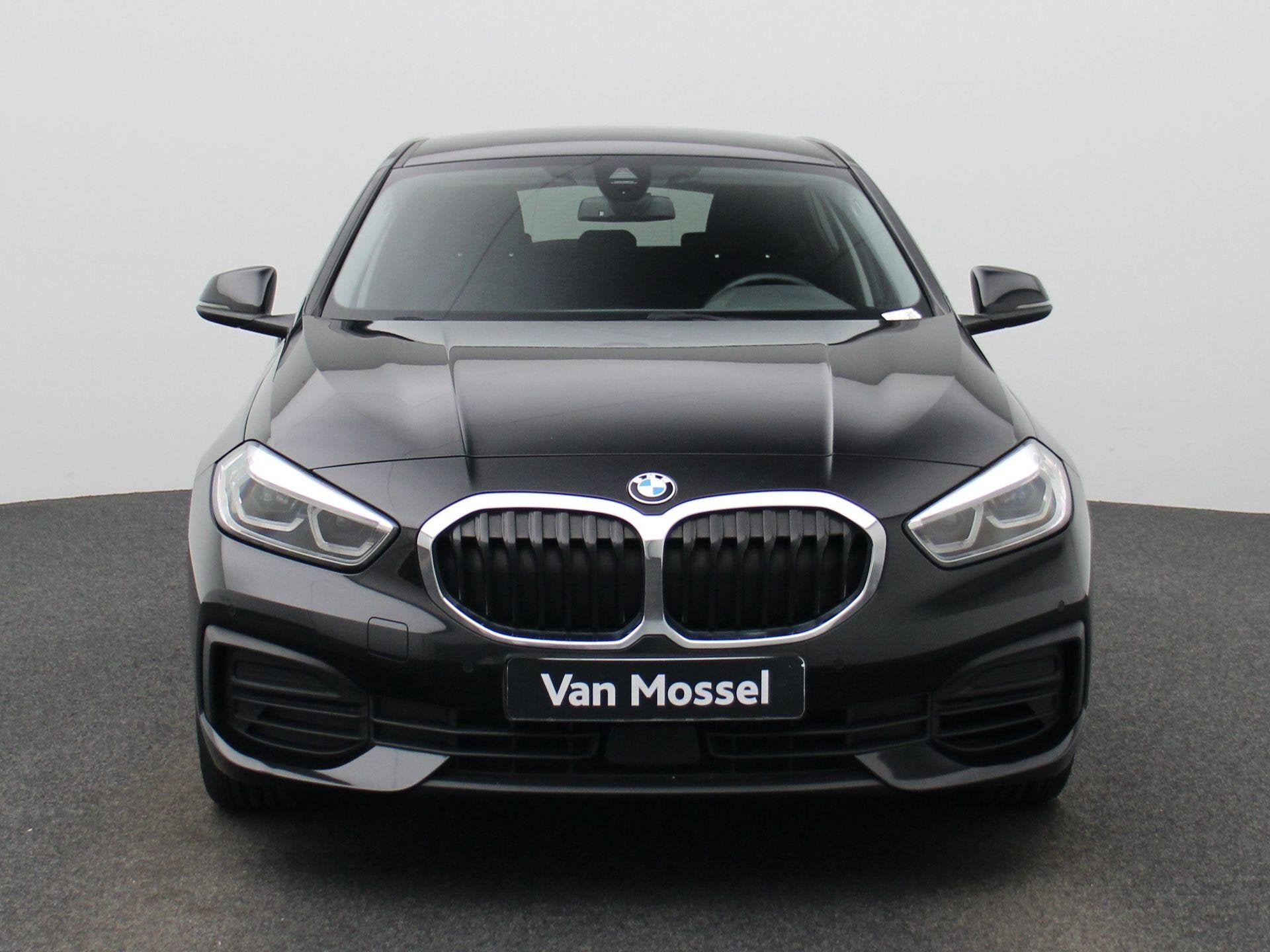 BMW 1 Serie Hatch 116iA (80 kW) (automatique), Achat, Volant multifonction, Entreprise, 1415 kg