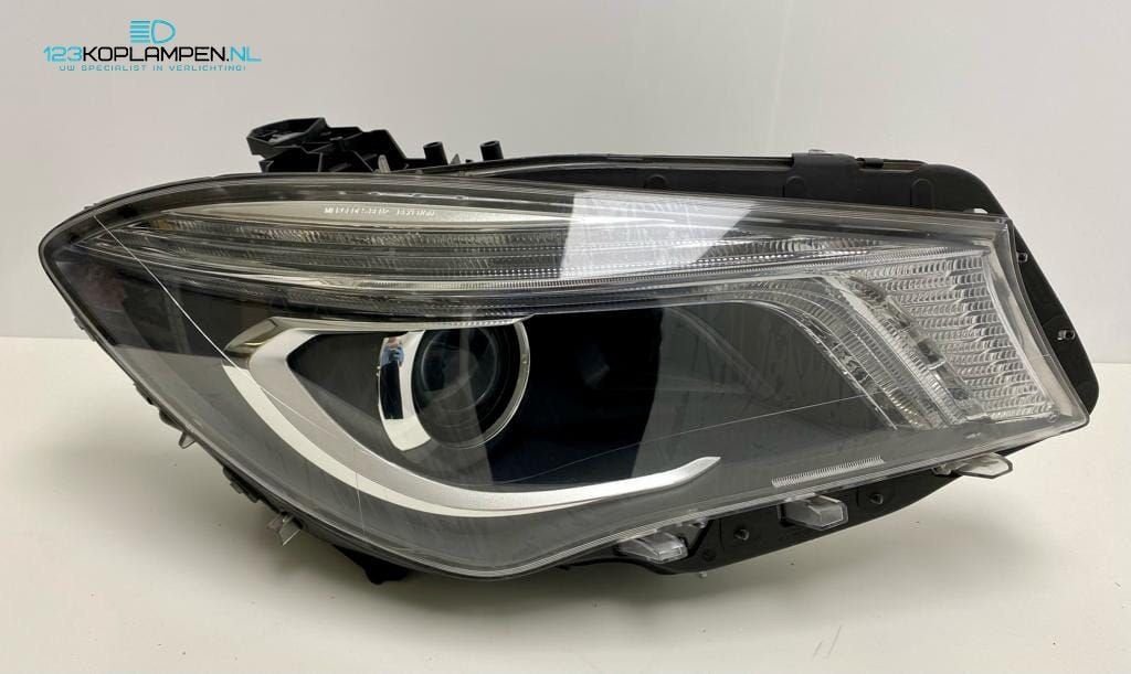 Mercedes CLA C117 Bi Xenon koplamp rechts, Utilisé, -, -, Enlèvement ou Envoi