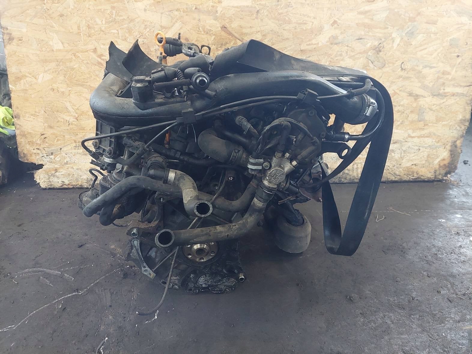 Moteur AJM Complet A4 AUDI VW BORA PASSAT GOLF A6, Autos : Pièces & Accessoires, Envoi, Utilisé, Daihatsu