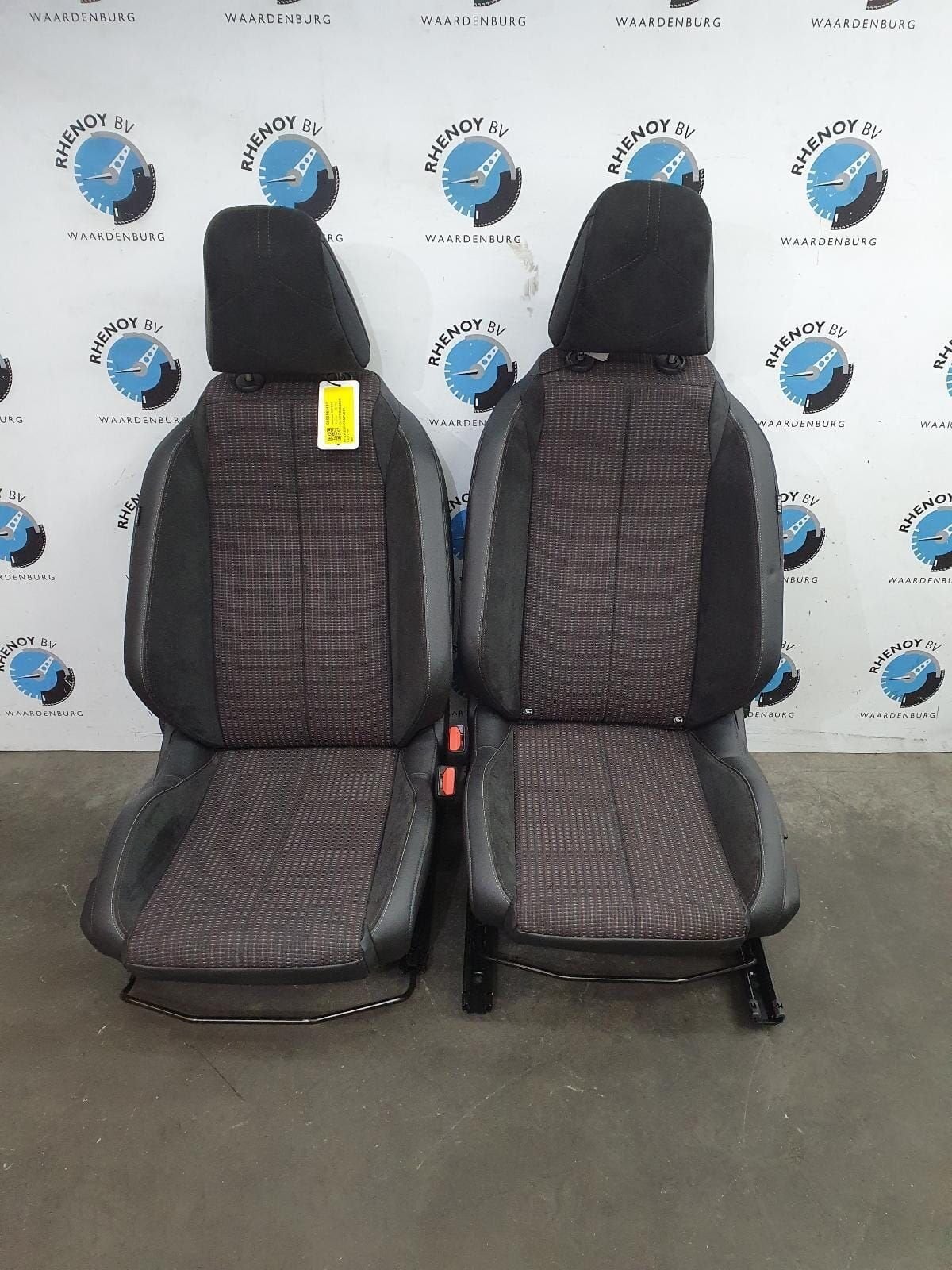 DS3 Crossback 2020 Half leder interieur, Auto-onderdelen, Interieur en Bekleding, Gebruikt, ARN erkend, Stiba lid, Erkend duurzaam