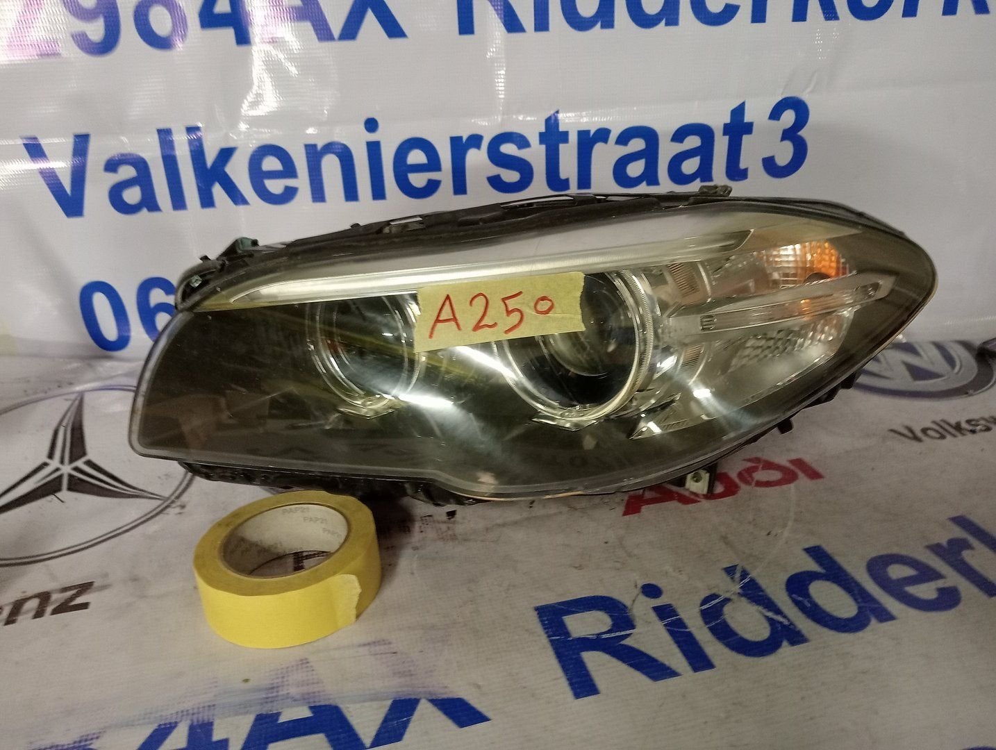 (VR) BMW F10 F11 5 Serie LCI Facelift Xenon koplamp links, Auto-onderdelen, Verlichting, BMW, Gebruikt, Ophalen of Verzenden