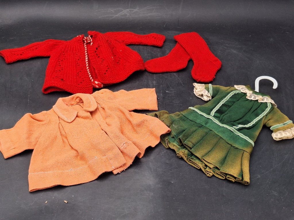 lot oude poppenkleding, jaren 1900-1950, 4 stuks, Ophalen of Verzenden