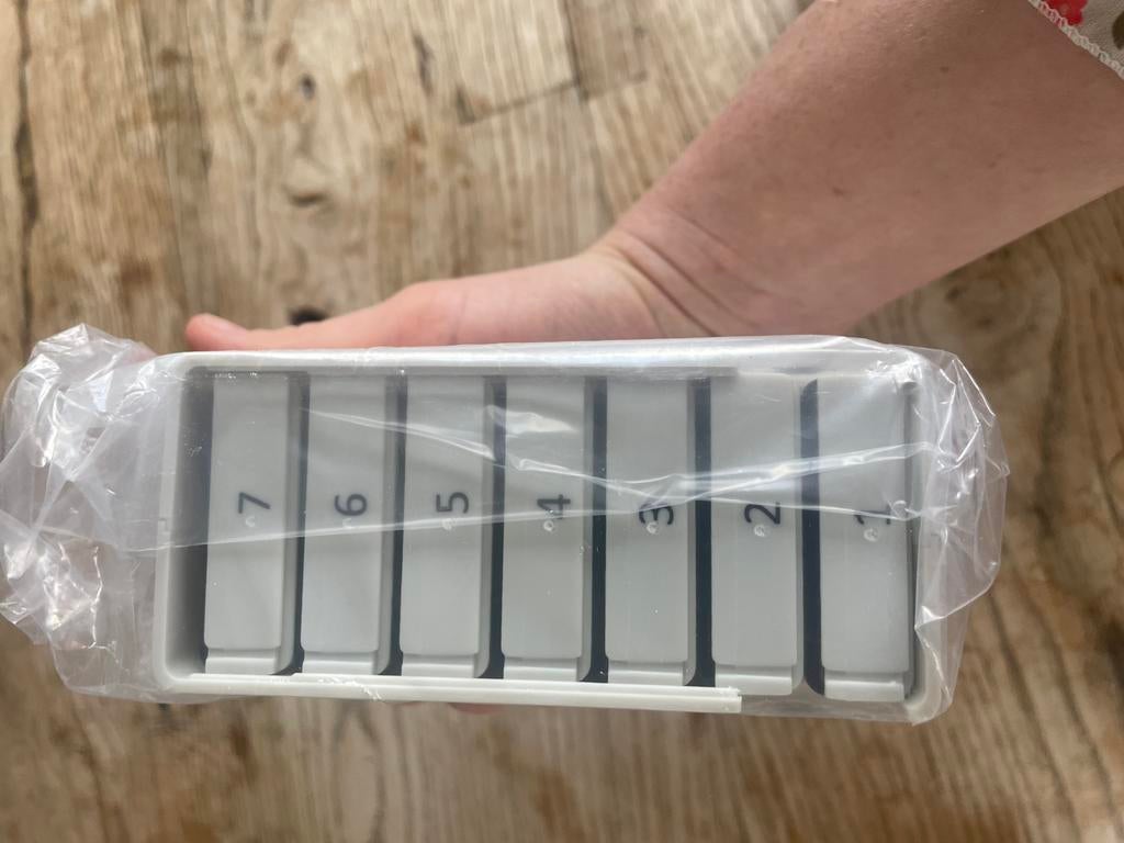 Pillendoosje Parkinson Ongebruikt, Diversen, Verpleegmiddelen, Nieuw, Ophalen of Verzenden