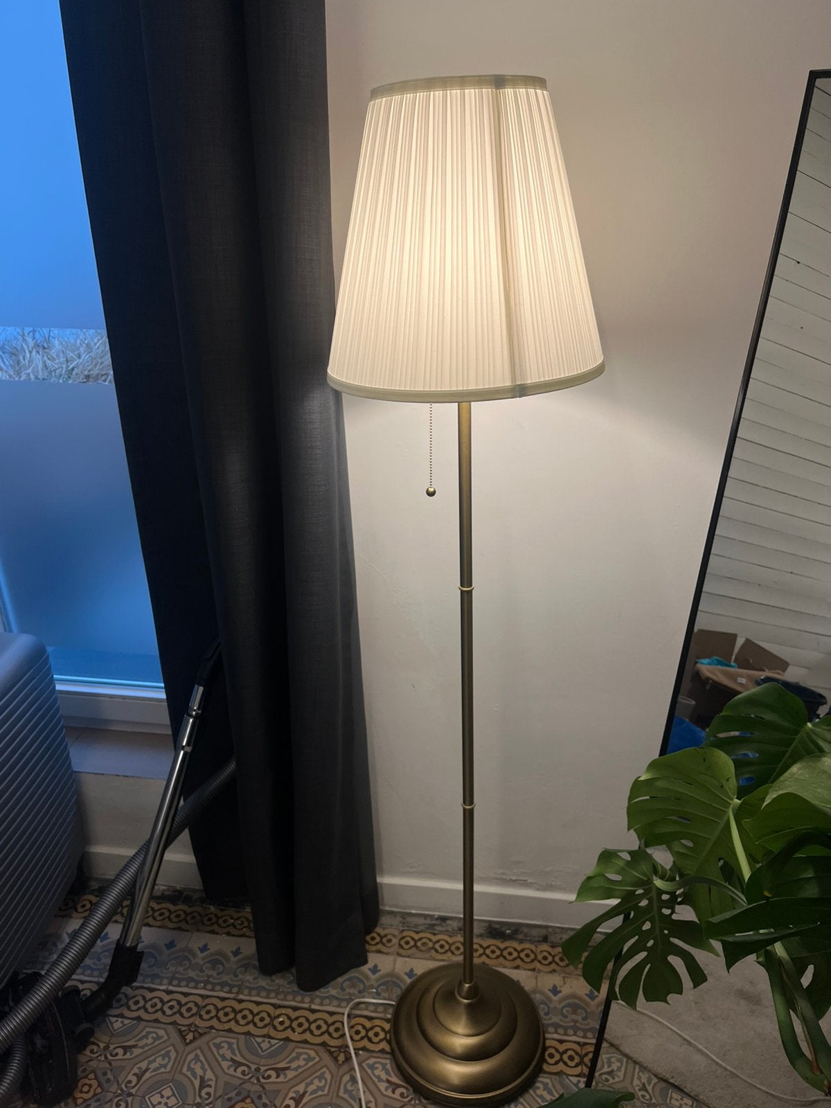 Staande lamp Ikea, Ophalen, Zo goed als nieuw, E27 (groot), 150 tot 200 cm