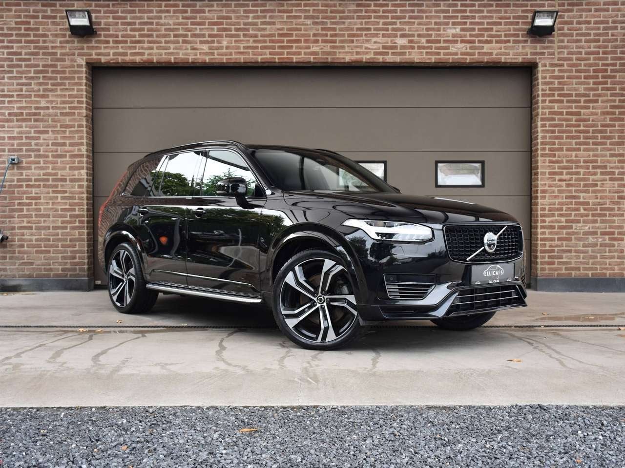 Volvo XC 90 XC90 2.0 T8 TE 4WD PHEV ULTRA DARK / 7 ZIT / SC, Autos, Volvo, 336 kW, 7 places, Noir, 5 portes