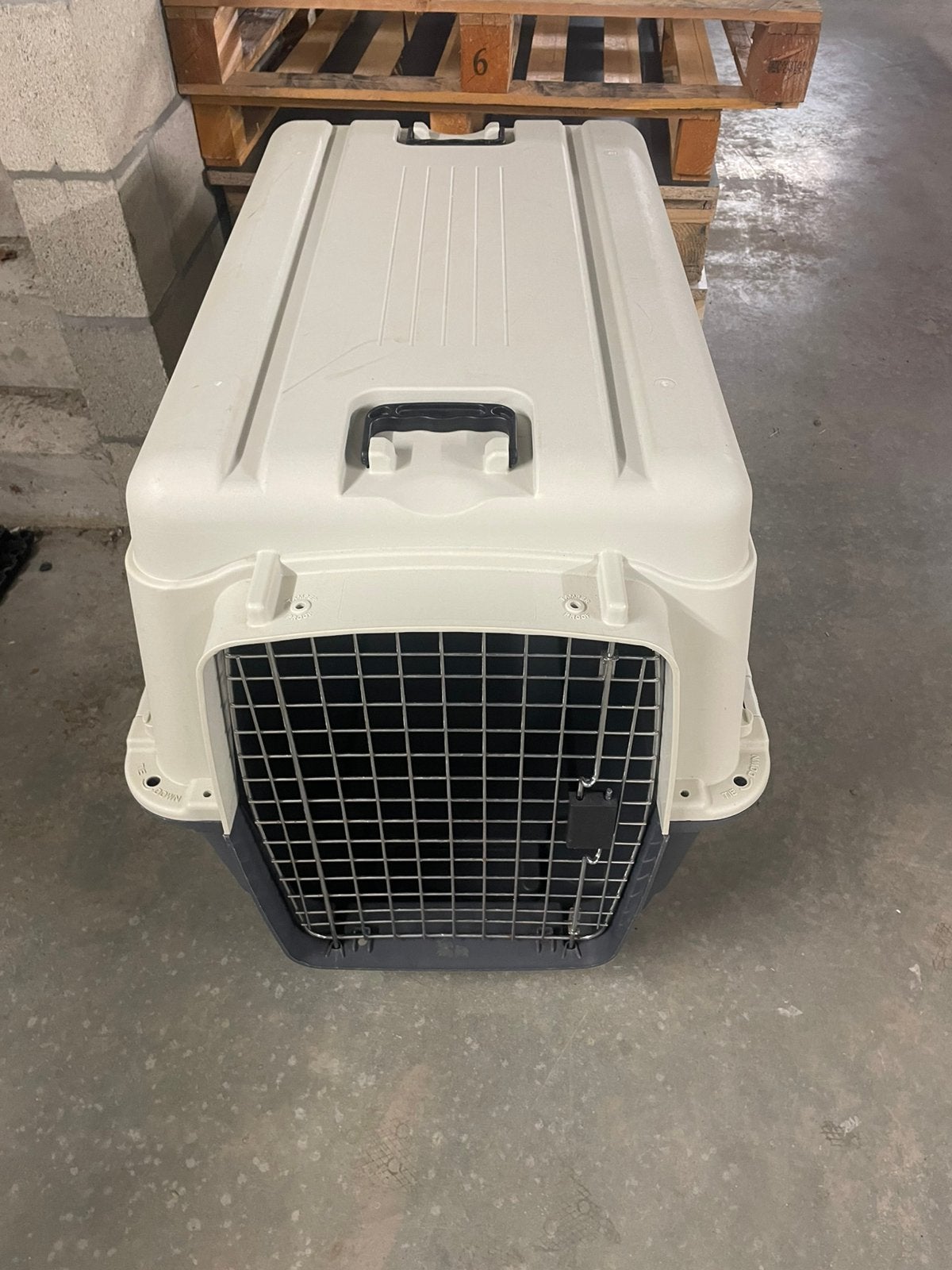 Honden bench xl, Ophalen, Zo goed als nieuw