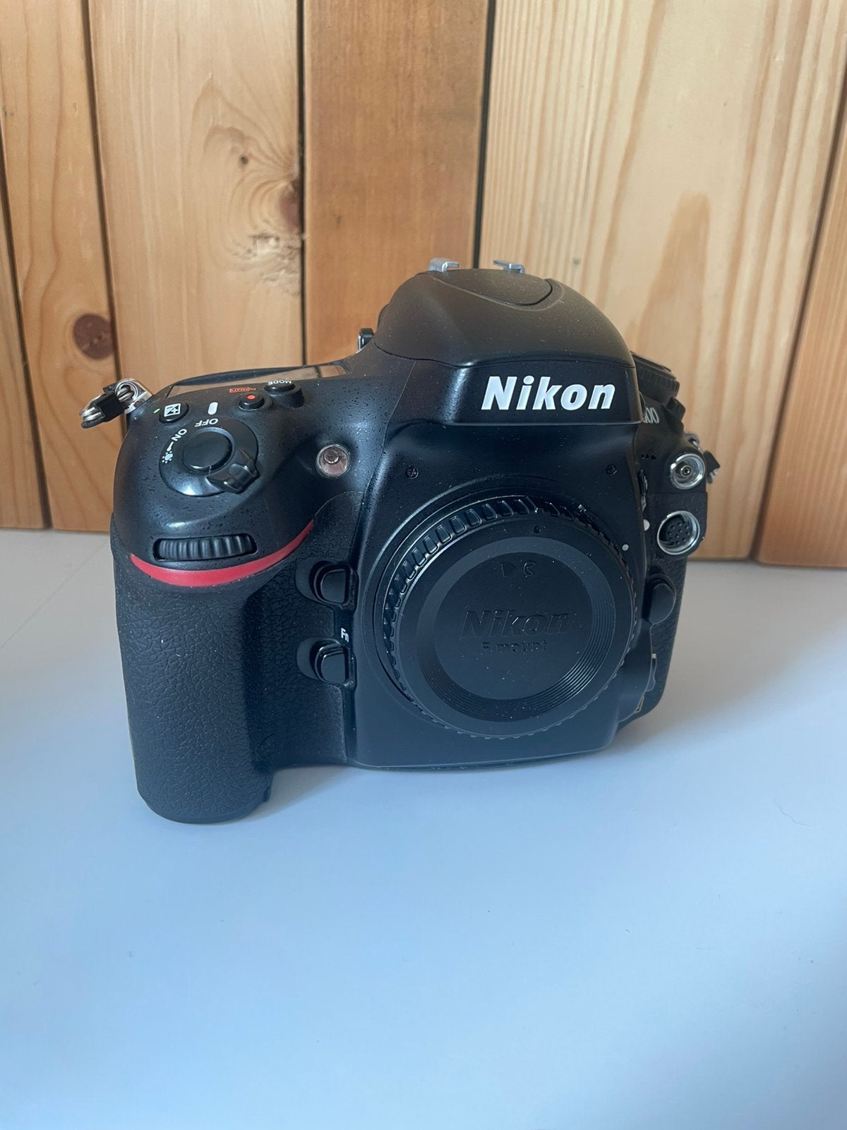 À VENDRE – Nikon D800, TV, Hi-fi & Vidéo, Appareils photo numériques, Enlèvement, Comme neuf, Batterie, Nikon
