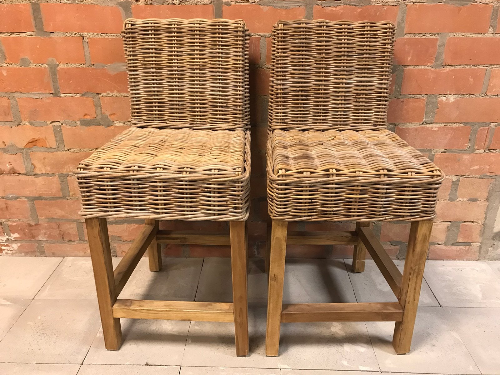 Set van 2 mooie degelijke rieten rotan stoelen barkrukken, Enlèvement ou Envoi, Comme neuf