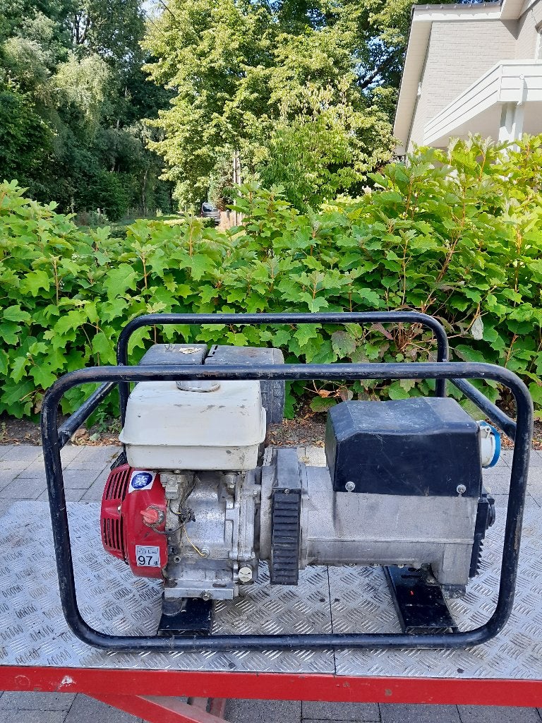 Stroomgroep Europower, Ophalen, Gebruikt, 5 tot 10 kVA, Benzine