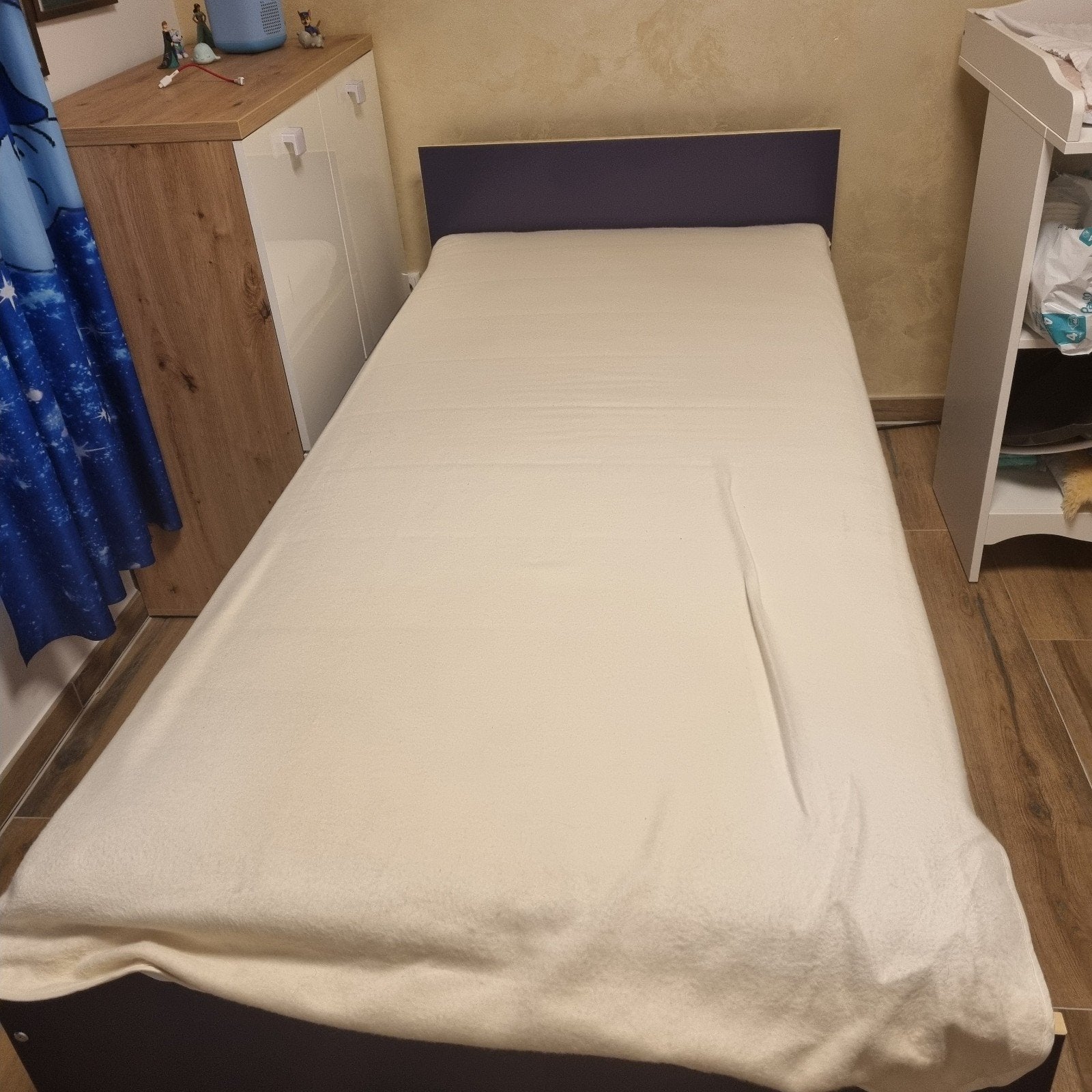 Mooie eenpersoonsbed te koop, Ophalen