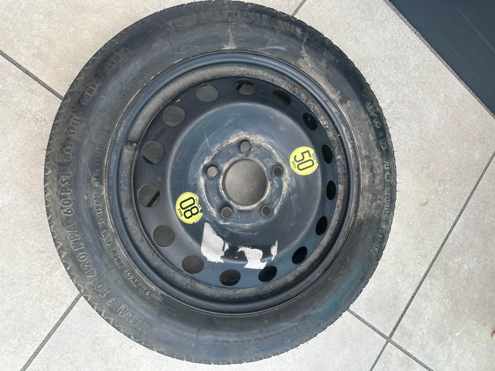 Thuiskomertje (bmw) Continental 115 / 90 R16 steekmaat 5x120, Enlèvement
