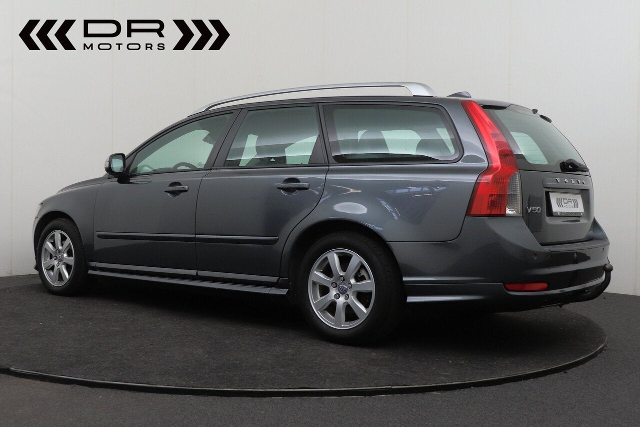 Volvo V50 R-DESIGN - PARKEERSENSOREN - EXPORT ONLY!, Euro 5, Zwart, 4 cilinders, 0 kg