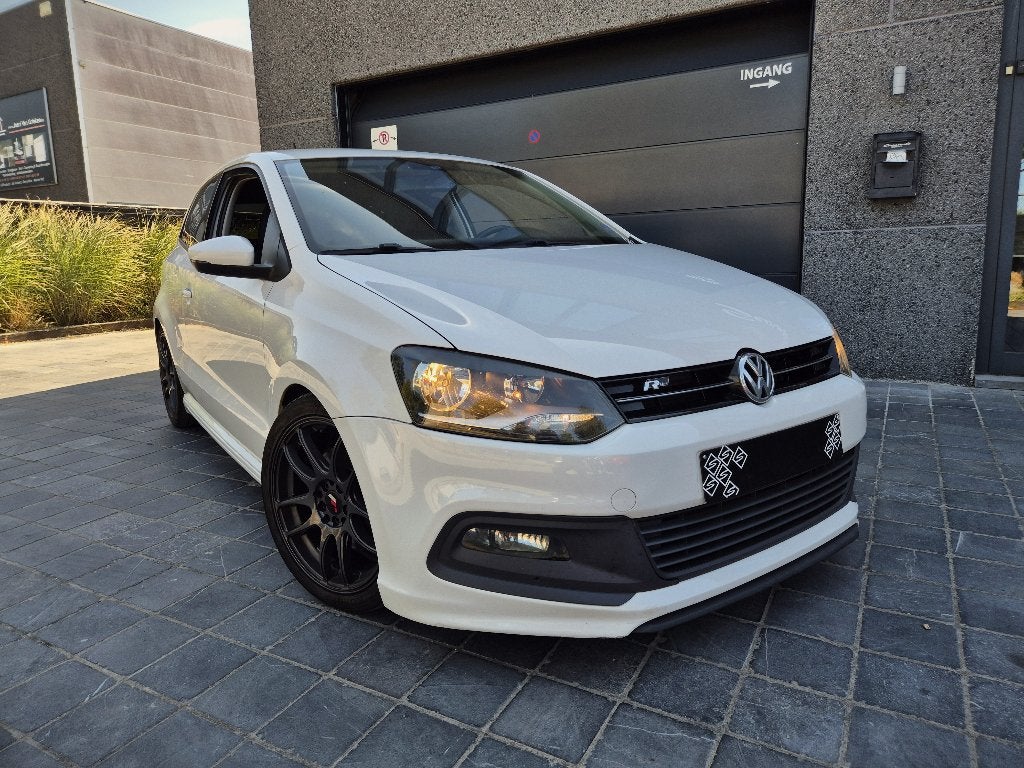 Vw Polo R-Line / 1.2 Benzine / Airco / Manueel, Voorwielaandrijving, Euro 5, Stof, Zwart
