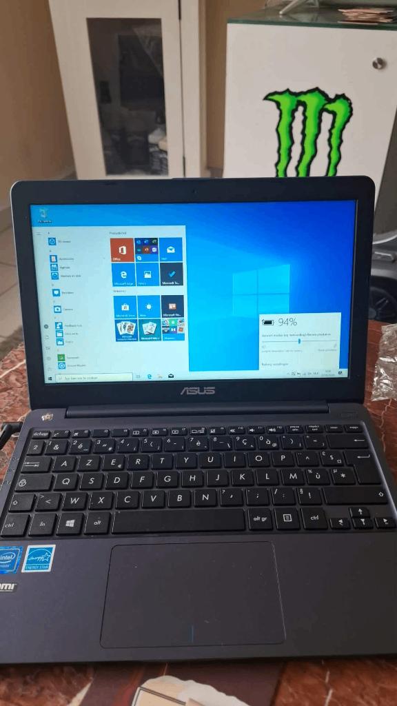Laptop asus E203N perfecte staat, Computers en Software, Windows Laptops, Asus, 8 GB, Ophalen of Verzenden, Zo goed als nieuw