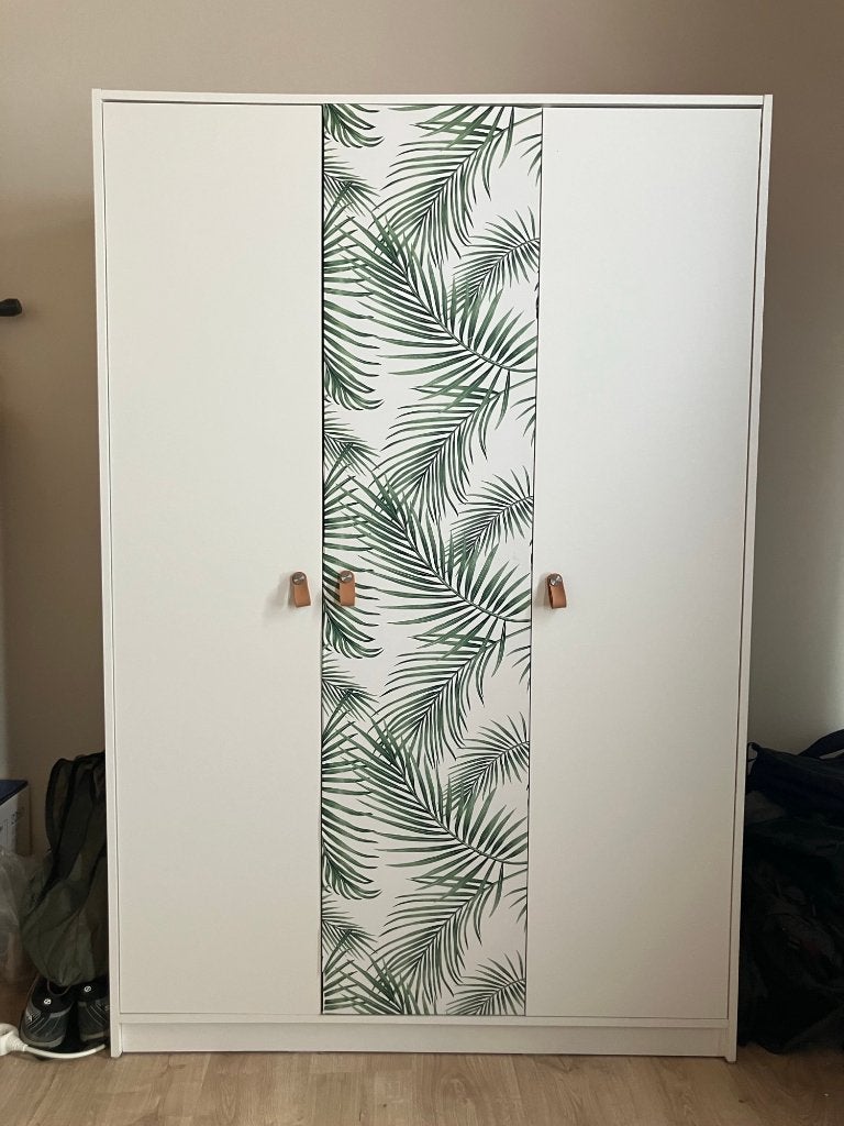 armoire 3 portes  IKEA KLEPPSTAD, Avec porte(s), 100 à 150 cm, Utilisé, 50 à 75 cm