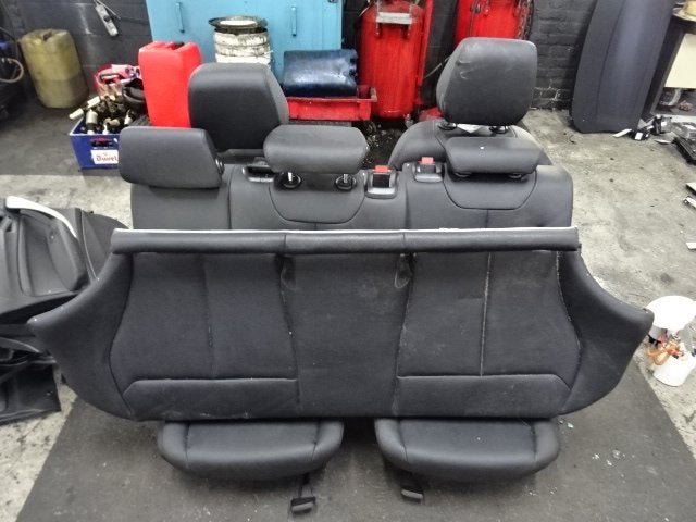 INTERIEUR BMW 1 serie (F20) (01-2010/06-2019), Auto-onderdelen, Interieur en Bekleding, Gebruikt, Mevr. I. Hauben, BMW, Rue de l'Espoir 34 34
4030  GRIVEGNÉE, BE
