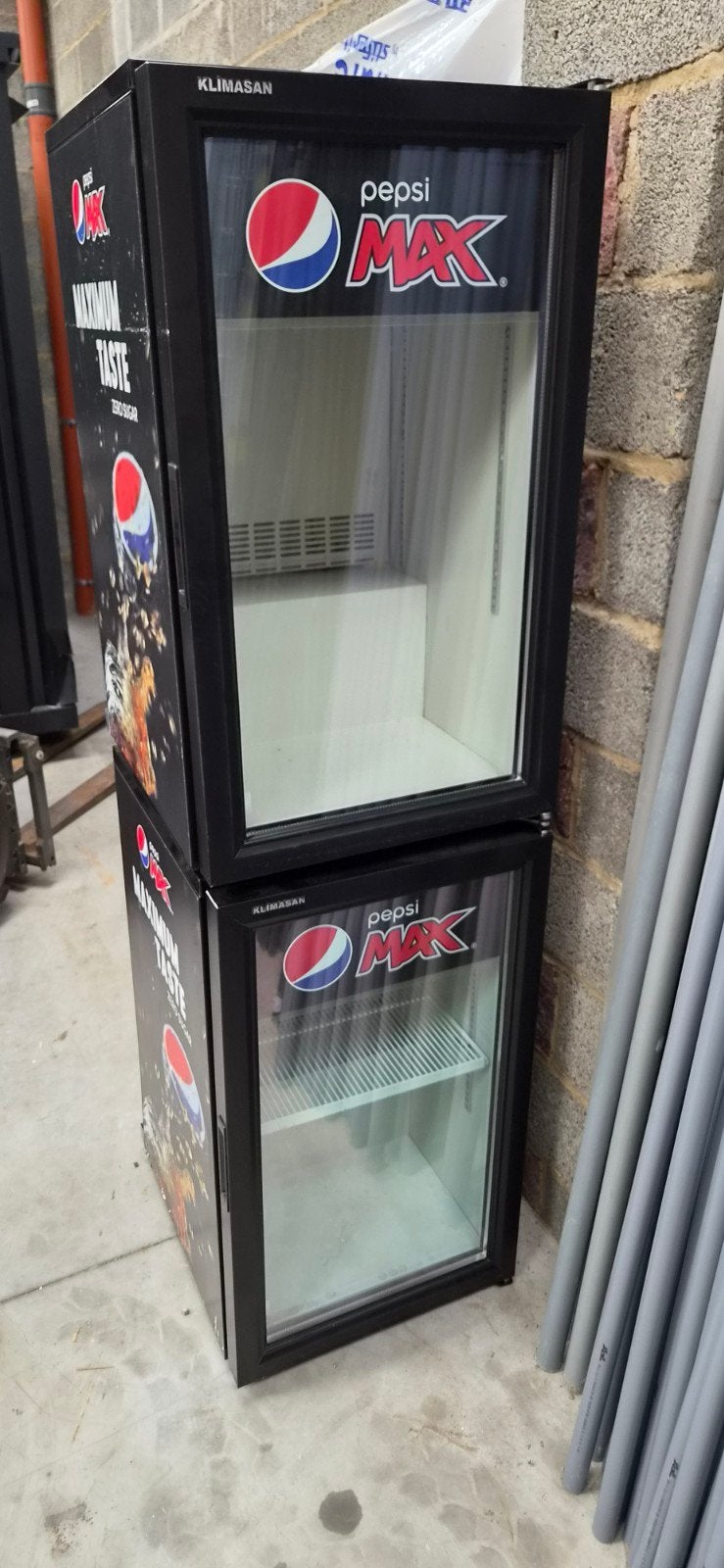 Pepsi frigo, Ophalen