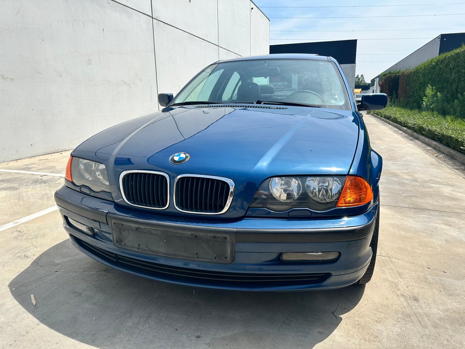 BMW 318i E46 Automatique | 154.000 KM | CT OK !, Autos, Cuir, https://public.car-pass.be/vhr/f958ac6a-7a34-4214-b351-c5c764cfa714