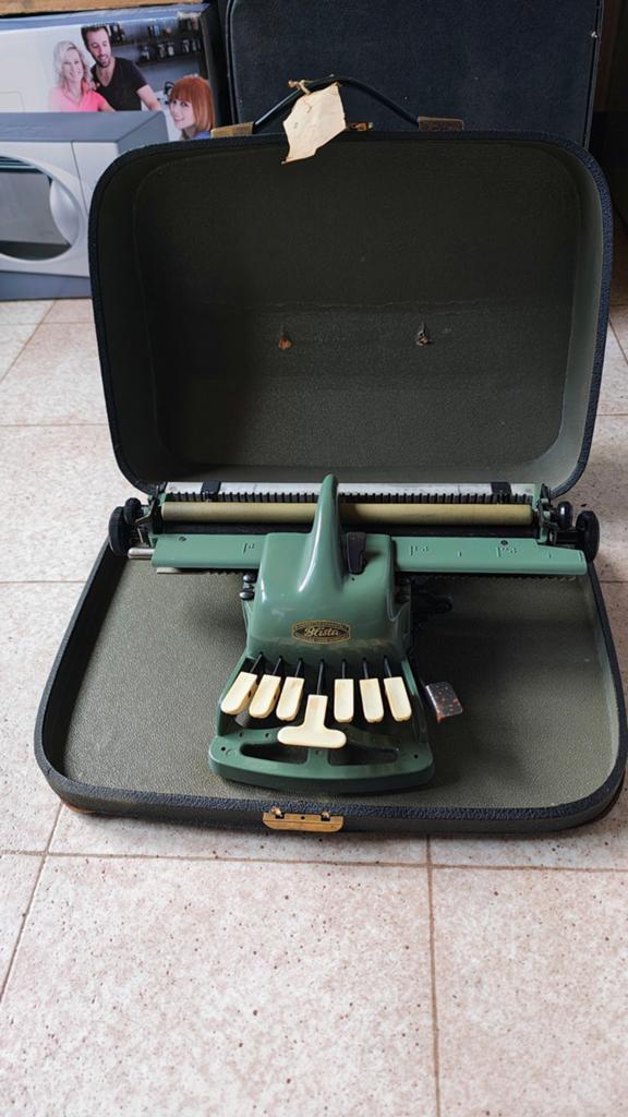 Braille typemachine, Ophalen