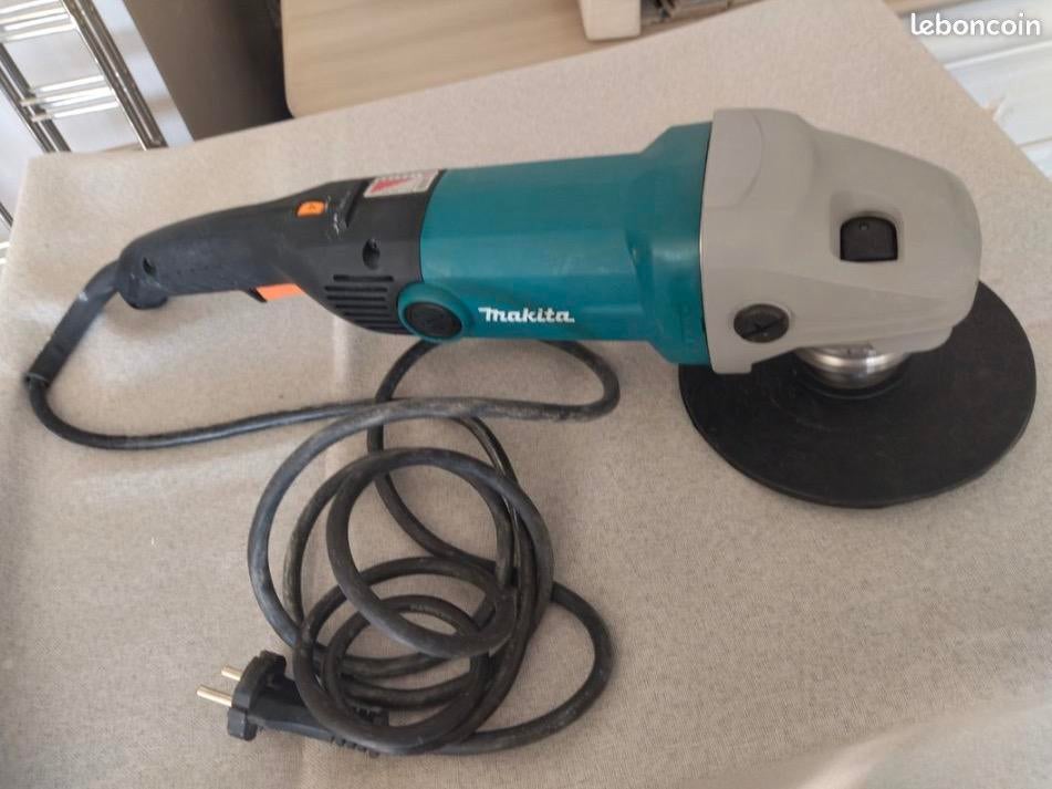 Makita SA7000C ponceuse, polisseuse, lustreuse, Bricolage & Construction, Boîtes à outils, Envoi