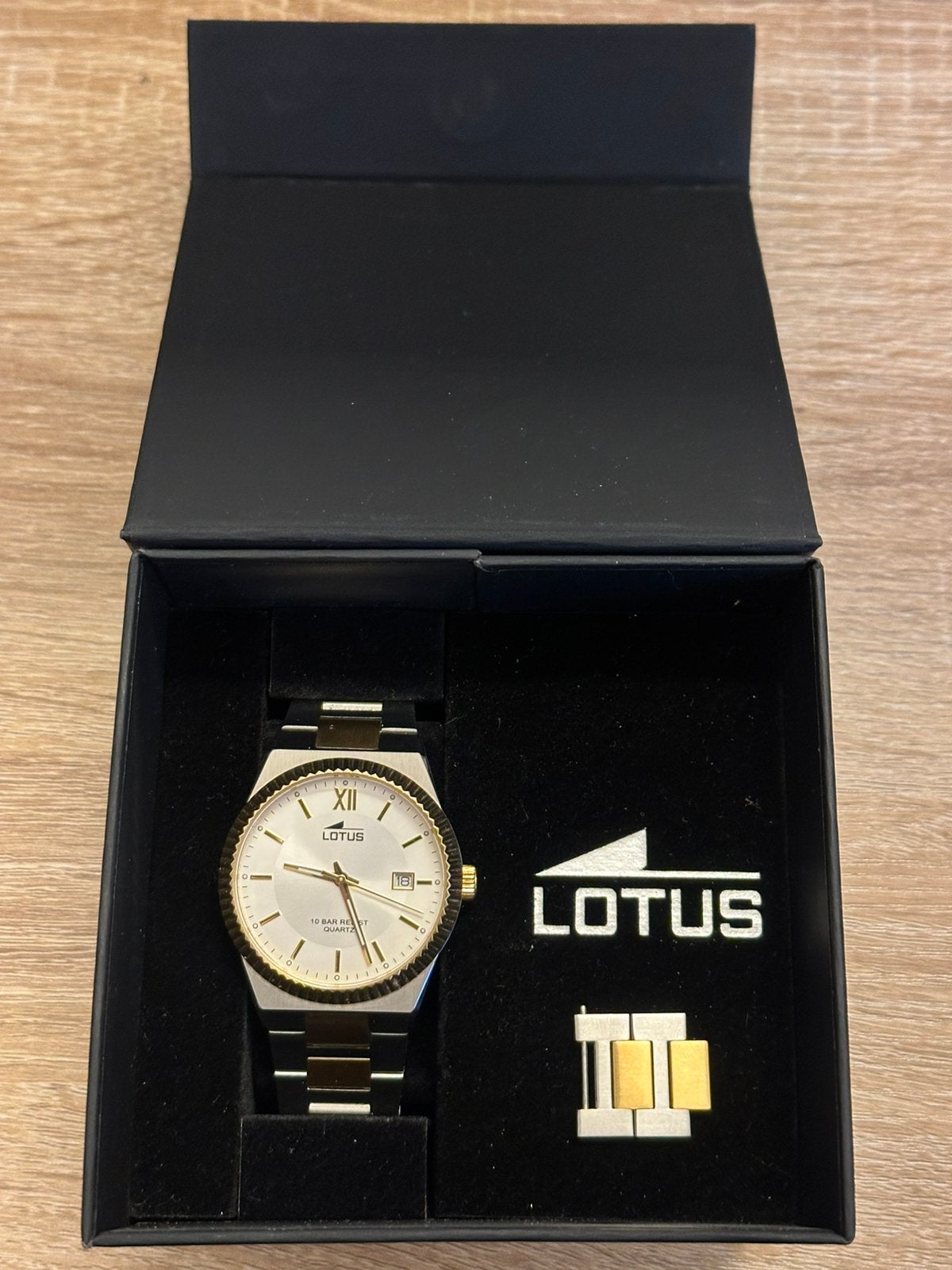 MONTRE LOTUS COMPLET AVEC SON SAC, Bijoux, Sacs & Beauté, Montres | Hommes, Enlèvement, Comme neuf, Or, Or