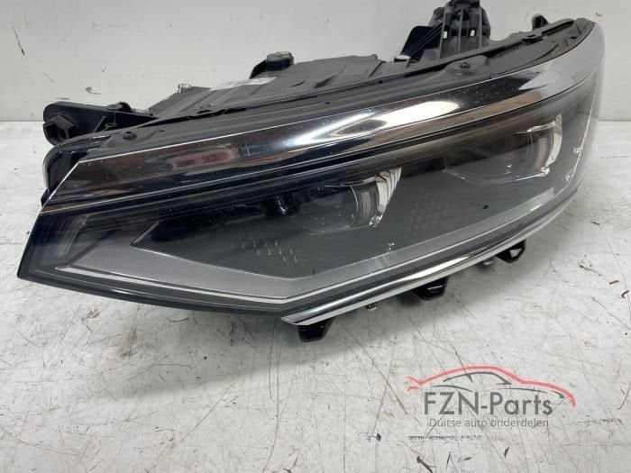 VW Passat B8 Facelift Matrix IQ-Light Koplamp links, Ophalen of Verzenden, Gebruikt