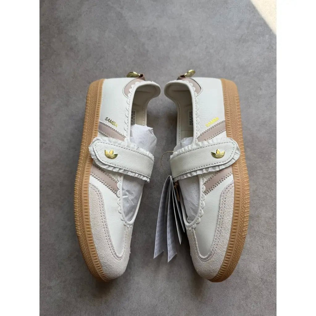 Adidas samba jane beige maat 39, Ophalen, Zo goed als nieuw, Beige