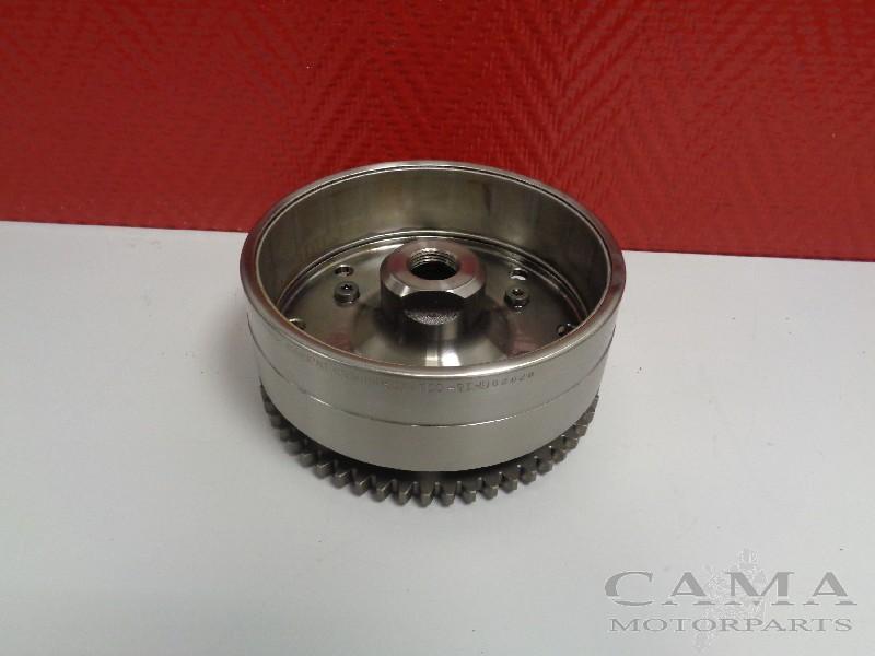 VOLANT MOTEUR VFR 1200 F (VFR1200 + DCT) (31110-MGE-641), Dhr. S. di Majo, Utilisé, Info@cama-motorparts.nl, P.J. Troelstraweg 8 8
3144 CX  MAASSLUIS, NL
