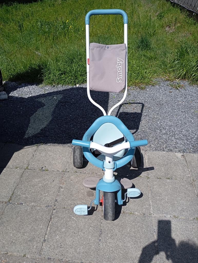 Tricycle, Enlèvement