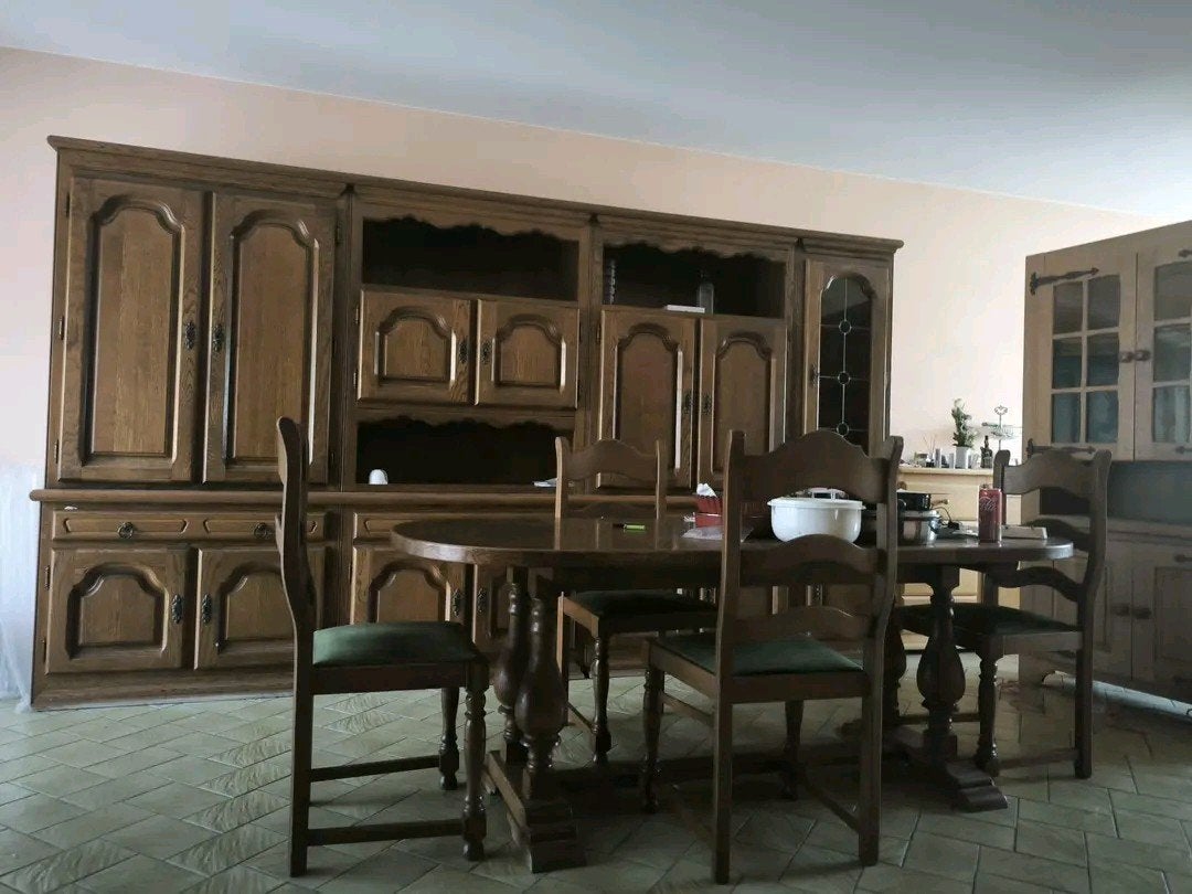 A donner à Kraainem salle à manger, Enlèvement
