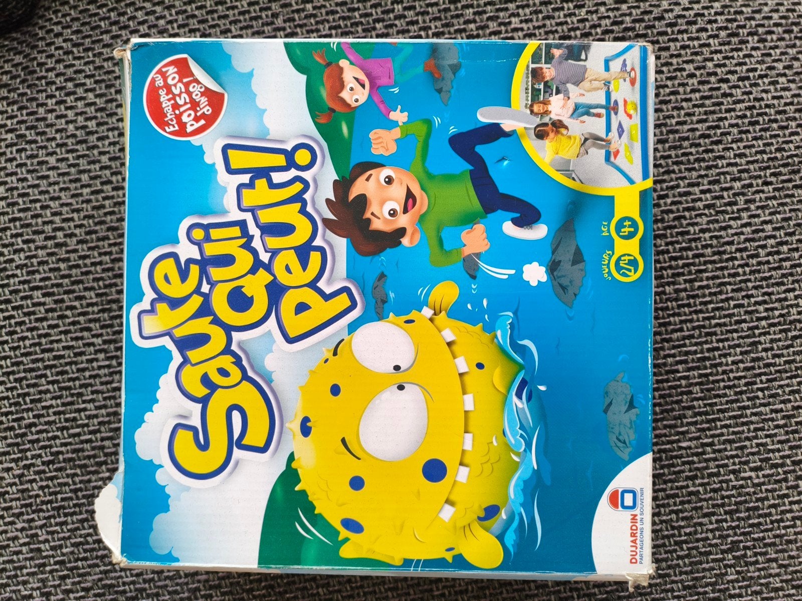 Jeu de société, Enlèvement